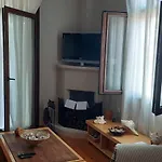 Venetia's Apartament *